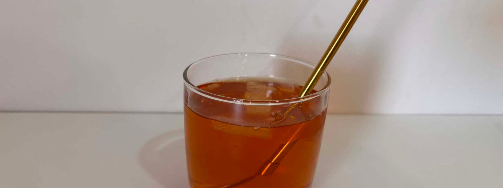 Ev Yapımı Soğuk Şeftalili Çay